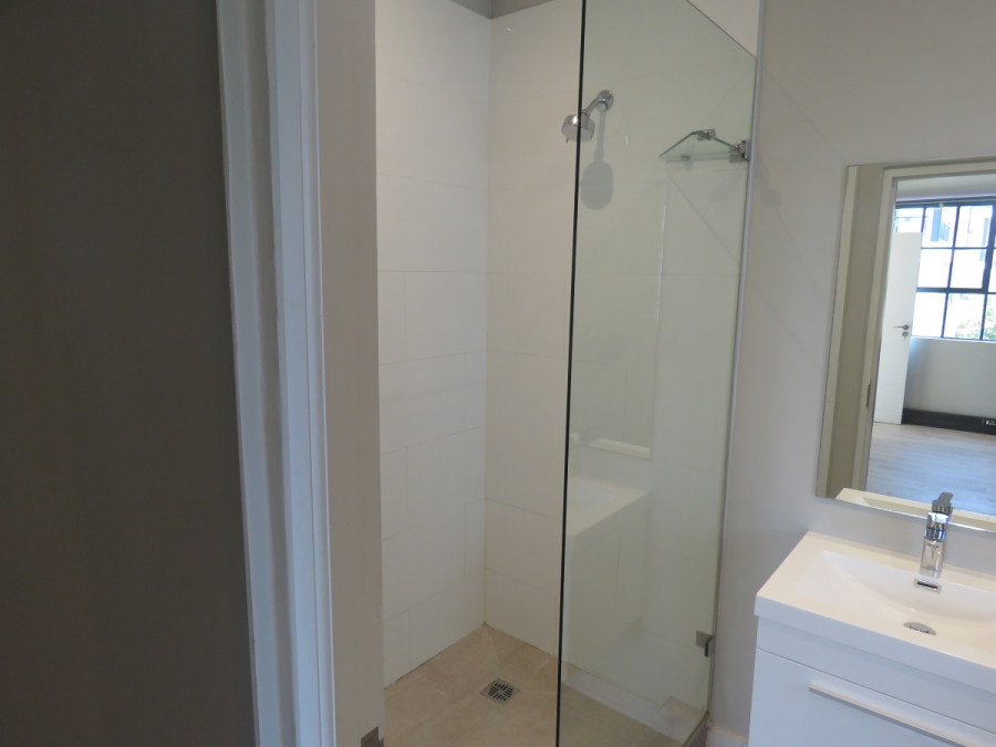 To Let 1 Bedroom Property for Rent in Paardevlei Western Cape